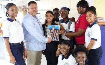 USP’s manifesto released, urges public to believe in St. Maarten