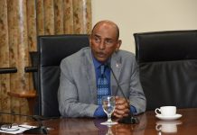 Gibson working on resolving division of assets issue