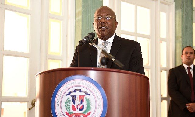 República Dominicana y St. Maarten firman acuerdos de cooperación