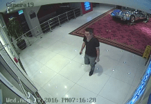 Tres individuos robaron y destruyeron una máquina tragamonedas en Starz Casino