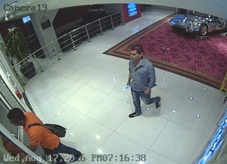 Three suspects robbed and destroy a slot machine at Starz Casino
