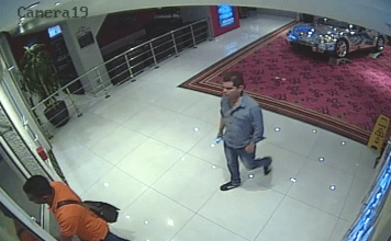 Three suspects robbed and destroy a slot machine at Starz Casino
