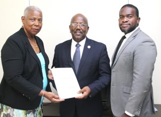 The Council of Advice presented the PM Marlin with its annual report