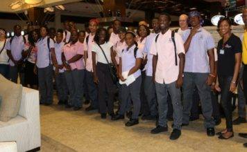 St. Maarten Tourist Bureau Hosts Sundial Students