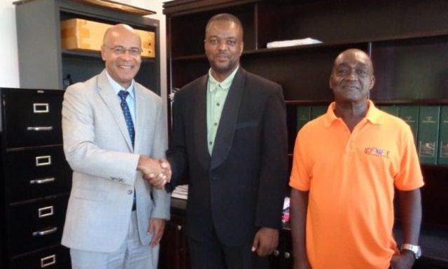 CANTO Chairman visits ICT Minister and Regulator