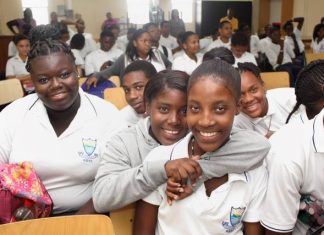 Academy PSVE joins INFOBIZZ for Youth Entrepreneurship Experience