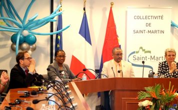 Minister Jacobs attends Rights of the Child ceremony