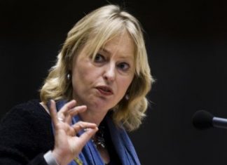 Minister Jet Bussemaker visits the Caribbean Netherlands