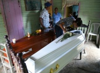 Mueren cinco personas en Puerto Plata tras desbordamiento de río por las lluvias.