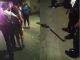El presunto abusador de 3 menores de edad provocó una pelea en Back Street