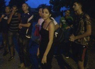 *** BREAKING NEWS ***: Nine (9) Cubans arrested Tuesday night in Cape Bay