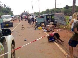 Two die in mini bus crash