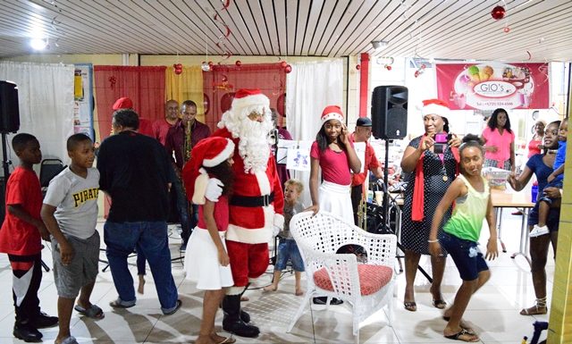 Successful Christmas Market at Philipsburg Jubilee Library