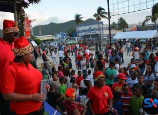GEBE distribute gifts to children
