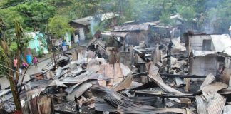 18 families homeless in massive fire at Silver Lake