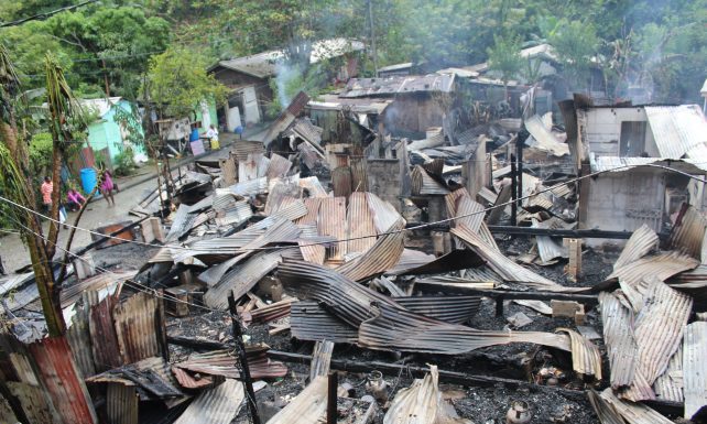 18 families homeless in massive fire at Silver Lake