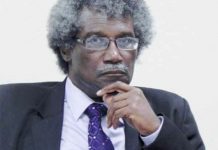 Sir Dwight Venner dies