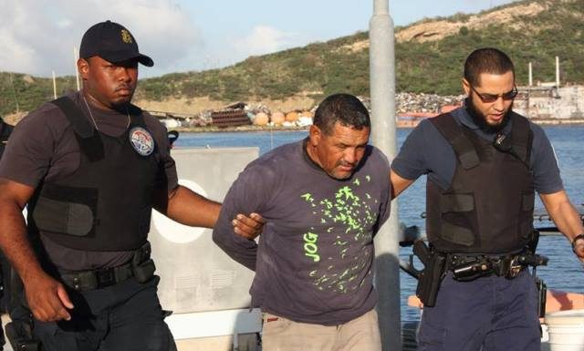 Kustwacht Caribisch Gebied heeft een vaartuig met twee Venezolanen aangehouden
