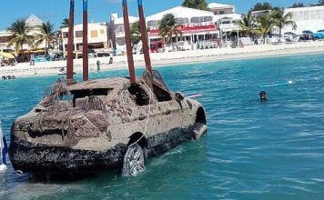 Car found close to shore in Great bay harbor