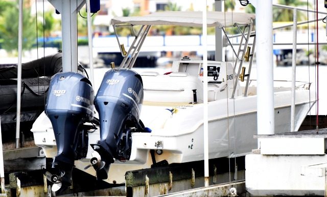 Guardia Costera intercepta embarcación sospechosa de transportar drogas