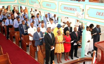 El Primer Ministro asistió a servicio religioso y de promoción del VKS