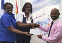 Chamber of Commerce donates to school choir