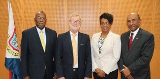 UNICEF representative Nils Katsberg meets with Council of Ministers