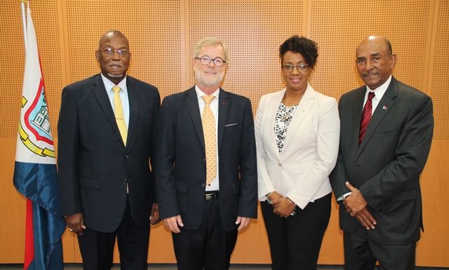 UNICEF representative Nils Katsberg meets with Council of Ministers