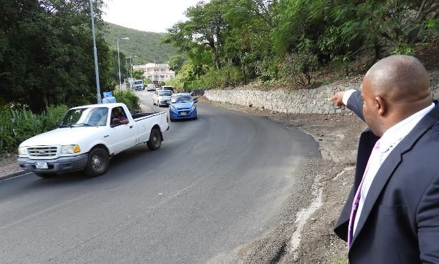 Minister of VROMI endorses new approach to resurfacing