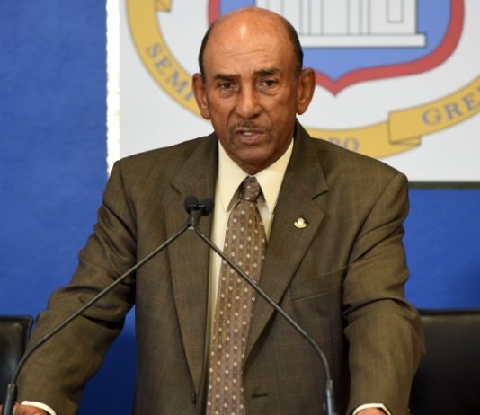 Minister of Finance: IT system held together with hanger wires and tape