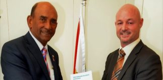 Minister of Finance meets with Deloitte partners
