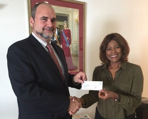 VNP donates to Women’s Day fundraising event