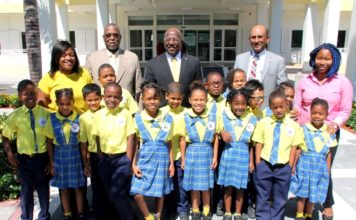 Students of Leonald Conner School tour Govt. Building