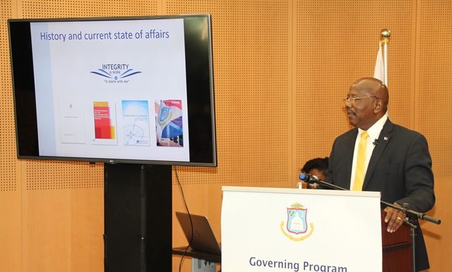 COM hosts Information Session for Management Teams of Seven Government Ministries