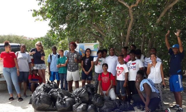 MPC students clean-up Mullet Bay Beach