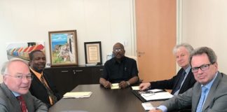 Prime Minister William Marlin meets with Progress Committee