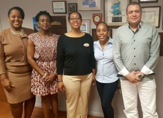 SMSPA, S.E.L. Maduro & Sons, discuss tourism packages for small hotels