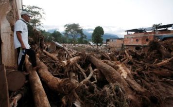 Colombia landslide leaves more than 200 dead after ‘avalanche of water’ destroys city