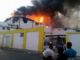 Un fuego afectó a Almacenes Iberia de San Pedro de Macorís.