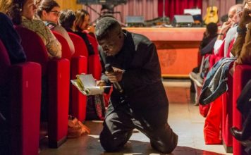 “Let’s begin the day with thunder!” Lasana Sekou at literary festivals in Italy