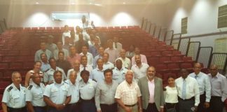 Police give robbery awareness training
