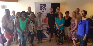 St. Maarten small hotels association meets with Dutch travel agents
