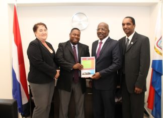 Corporate Governance Council presents Year Report 2016 To Prime Minister Marlin