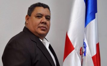 Vicecónsul Reynaldo Álvarez pidió paciencia a comunidad dominicana en SxM