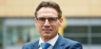 Roger Bos appointed as new Attorney-general