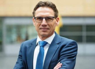Roger Bos appointed as new Attorney-general