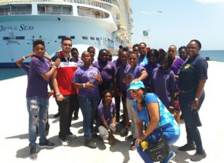 Dr. Martin Luther King (MLK) Jr. Primary School visits Oasis of the Seas