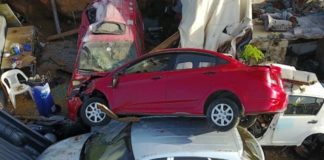 Car accident on Arch road