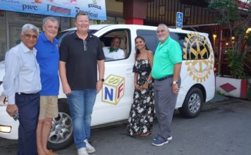 Rotary Club presents 2 vehicles to organizations