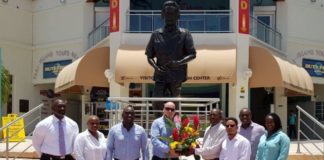 Wreath laid on the occasion of Dr. A.C. Wathey 91st birthday